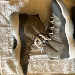 Jordan Retro 11’s Cool Greys